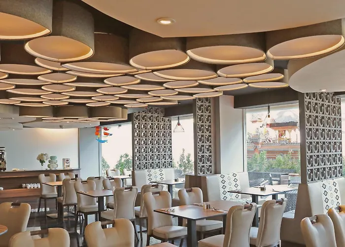 Hotel Infinity8 Bali - 8 Min To Nusa Dua 4*